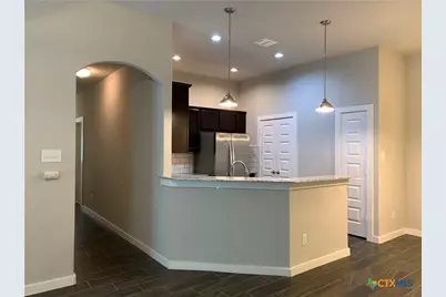350 Creekside Curve, New Braunfels, TX 78130 - Photo 8