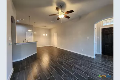 350 Creekside Curve, New Braunfels, TX 78130 - Photo 4