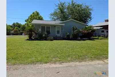 890 Josephine Street, New Braunfels, TX 78130 - Photo 1