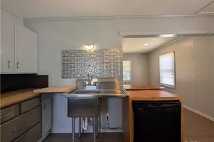 890 Josephine St, New Braunfels, TX 78130 - Photo 12