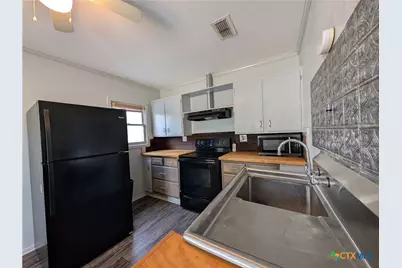 890 Josephine Street, New Braunfels, TX 78130 - Photo 10