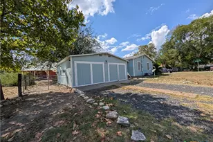 890 Josephine St, New Braunfels, TX 78130 - Photo 30