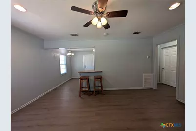 890 Josephine Street, New Braunfels, TX 78130 - Photo 2