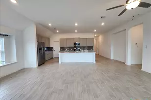 5923 Corsicana Cv, Seguin, TX 78155 - Photo 4