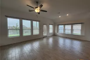 5923 Corsicana Cv, Seguin, TX 78155 - Photo 2