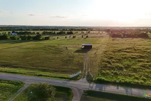 16066 McLennan Rd, Troy, TX 76579 - Photo 1