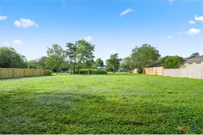 649 Fir Lane, Lockhart, TX 78644 - Photo 10