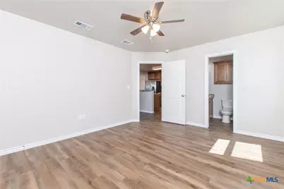 2542 Leroy Lane #B, Belton, TX 76513 - Photo 8