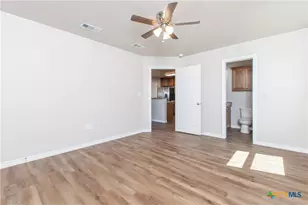 2542 Leroy Ln, Belton, TX 76513 - Photo 8