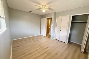 705 Woodcrest Cir, New Braunfels, TX 78130 - Photo 6