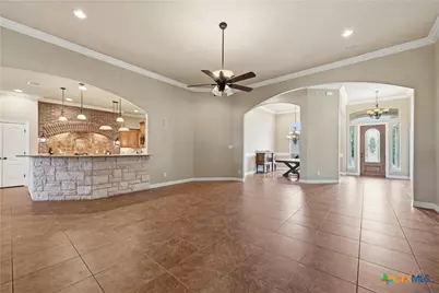 8006 Ridgeway Court, Nolanville, TX 76559 - Photo 4