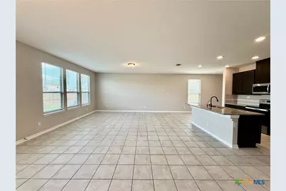 1905 Brook Bend, New Braunfels, TX 78130 - Photo 6