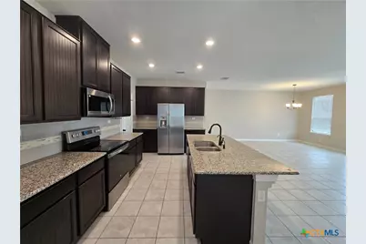 1905 Brook Bend, New Braunfels, TX 78130 - Photo 2
