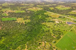 337 Private Rd 1015, Hallettsville, TX 77964 - Photo 4