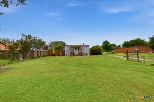 148 Dewey Ln, Seguin, TX 78155 - Photo 4