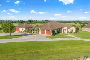 448 Champlain St, Victoria, TX 77905 - Photo 1