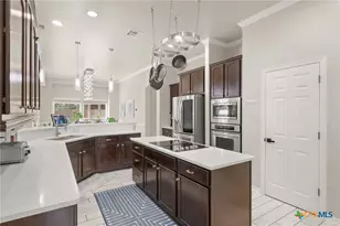 239 Eagle Landing Dr, Belton, TX 76513 - Photo 8