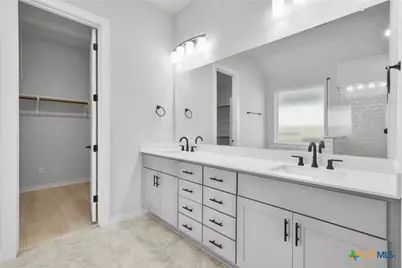 1546 Escarpment, New Braunfels, TX 78132 - Photo 14