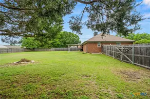 381 Norwood Dr, Woodway, TX 76712 - Photo 34