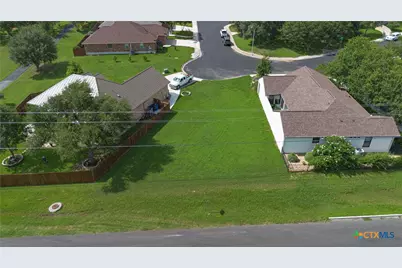 1732 Nordberg, Seguin, TX 78155 - Photo 2