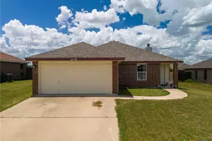 3901 Kevin Shaw Dr, Killeen, TX 76549 - Photo 1