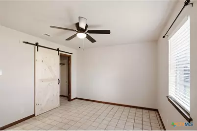 504 Dove, Victoria, TX 77905 - Photo 16