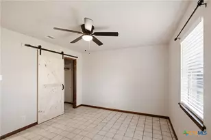 504 Dove, Victoria, TX 77905 - Photo 16