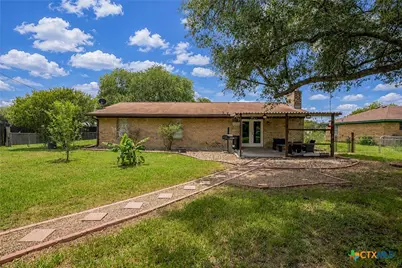 504 Dove, Victoria, TX 77905 - Photo 32