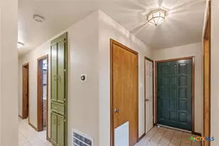 504 Dove, Victoria, TX 77905 - Photo 14