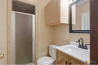 504 Dove, Victoria, TX 77905 - Photo 18