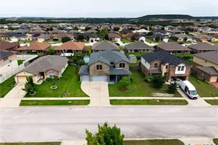 2202 Terry Dr, Copperas Cove, TX 76522 - Photo 2