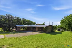 2501 Lowrey Dr, Gatesville, TX 76528 - Photo 4