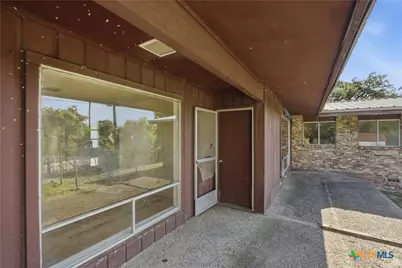 2501 Lowrey Drive, Gatesville, TX 76528 - Photo 6