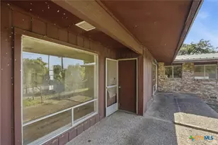 2501 Lowrey Dr, Gatesville, TX 76528 - Photo 6