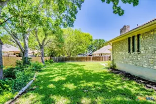 2132 Northcrest Dr, New Braunfels, TX 78130 - Photo 28