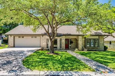 2132 Northcrest Drive, New Braunfels, TX 78130 - Photo 2
