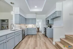 2132 Northcrest Dr, New Braunfels, TX 78130 - Photo 8