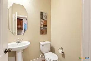8931 Cimarron Rte, San Antonio, TX 78255 - Photo 14