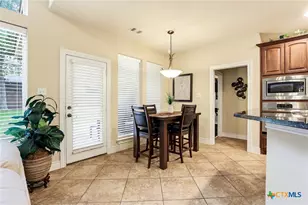 8931 Cimarron Rte, San Antonio, TX 78255 - Photo 10