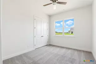 313 Farmhouse Dr, Marion, TX 78124 - Photo 18