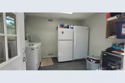 911 W Madison Avenue, Port O'Connor, TX 77982 - Photo 34