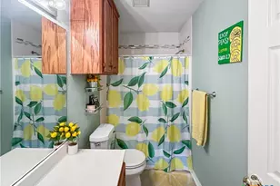 704 S Market St, Flatonia, TX 78941 - Photo 18
