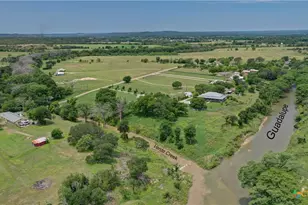 210 E Center Point Dr, Centerpoint, TX 78010 - Photo 4