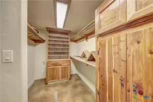 210 E Center Point Dr, Centerpoint, TX 78010 - Photo 20