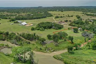 210 E Center Point Dr, Centerpoint, TX 78010 - Photo 44