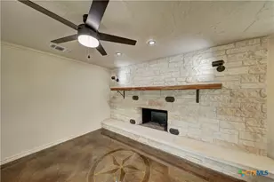 210 E Center Point Dr, Centerpoint, TX 78010 - Photo 32