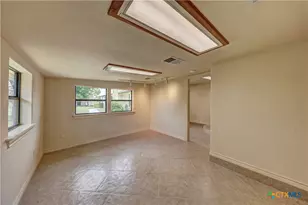 210 E Center Point Dr, Centerpoint, TX 78010 - Photo 22