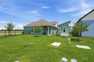 2177 Hofstaat, New Braunfels, TX 78130 - Photo 30