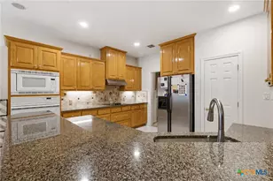 103 Eton Green, Victoria, TX 77904 - Photo 12