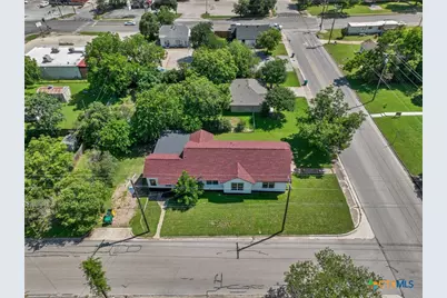 617 N Beal Street, Belton, TX 76513 - Photo 4